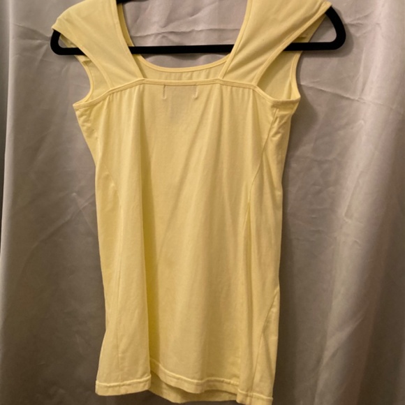 UnderCover Agent by Kathleen Kirkwood Lemon Yellow Camisole Top Shoulder Pads XS - Picture 2 of 6